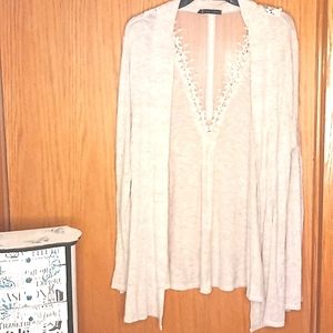 Lightweight cardigan with cascading front